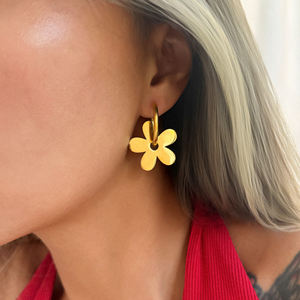 Pendientes Colgantes Casuales Minimalistas con Diseño de Girasol de <span class=keywords><strong>Barcelona</strong></span>, NUEVOS, Chapados en Oro de 18k, Hipoalergénicos, de Acero Inoxidable, Joyería para Mujer, Dazan - Product Image 1
