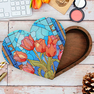 Boîte <span class=keywords><strong>en</strong></span> bois de <span class=keywords><strong>peinture</strong></span> au diamant de la Saint-Valentin Boîte de rangement <span class=keywords><strong>en</strong></span> forme de coeur Cadeaux de <span class=keywords><strong>peinture</strong></span> au diamant <span class=keywords><strong>en</strong></span> cristal pour les amoureux - Product Image 5