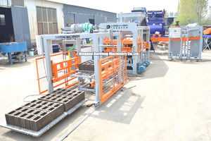 QT8-15 công suất lớn sản xuất gạch và pavers Máy Làm tự động khối bê tông Máy làm gạch máy móc - Product Image 2