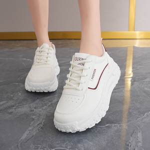 Chaussures sportives respirantes à lacets pour femmes, fabriquées en Chine, semelle épaisse, rehaussantes, tendance automne/printemps/été 2026 - Product Image 3