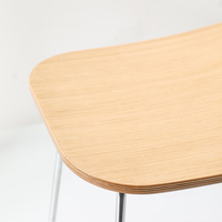 Tabouret de bar moderne en bois massif, écologique et durable, avec piètement en fer, pour salle à manger, îlot de cuisine, comptoir de bar, réception