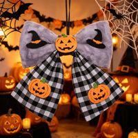 Nœud en peluche d'Halloween, nœud décoratif mignon et effrayant avec détails de citrouille, de chauve-souris et de chapeau de sorcière pour la fête d'Halloween