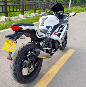 คาวาซากิ นินจา250 มอเตอร์ไซค์สปอร์ตมือสอง 250 ซีซี สภาพดี ปรับแต่งได้ เหมาะสำหรับมือใหม่ ขับขี่ในเมือง - Product Image 5