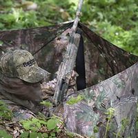 Abri de chasse portable à trois panneaux avec cadre mural et camouflage extérieur, tente de chasse camouflage mur et sol