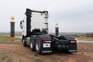Camions d'occasion <span class=keywords><strong>Volvo</strong></span> <span class=keywords><strong>FH</strong></span> Heavy Duty |   Camion semi-remorque diesel 6x4 4x2 à vendre |   Tête de tracteur <span class=keywords><strong>Volvo</strong></span> entièrement entretenue - Product Image 2