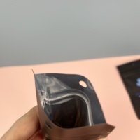 Sacs anti-odeur à trois soudures latérales, emballages personnalisés pour bonbons, sacs en plastique Mylar de qualité alimentaire pour champignons, aliments pour animaux, emballage de lait