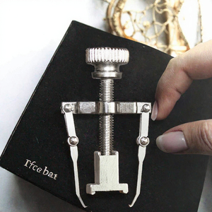Classic Stainless Steel Ingrown Toe Nail Correction <b>Pedicure</b> <b>Tool</b> with Toe Clamp and Ingrown Toenail Lifter SOLINGMED - Product Image 3