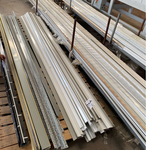 環境に優しい現代的なスチール製カービングボード壁張り防水耐火屋外ヴィラセキュリティブースサンドイッチパネル - Product Image 5