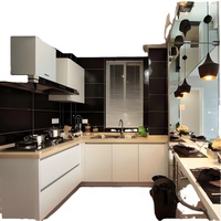 Meubles de cuisine en bois massif de chêne en forme de L, design moderne minimaliste, fabrication sur mesure Alvin, design complet, écologique, résistant à l'eau