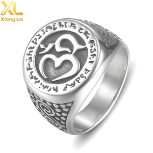 Anillo Vintage de Oro de 10K con Circonita y Baño de Oro de 18K, Diseño Creativo de Gota de Aceite Triangular, Estilo Hiphop para Fiestas o Regalos - Product Image 1