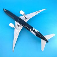 Modèle d'avion en résine ABS de 47 cm, avec éclairage LED, train d'atterrissage, représentant un avion Air New Zealand B777, ornement pour exposition, logo personnalisé OEM ODM