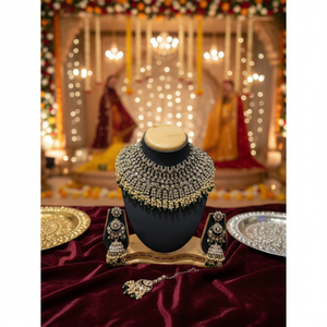 Parure de bijoux ethniques plaqués or avec perles, collier ras-du-cou, boucles d'oreilles et Maang Tikka, faits main, pour mariée, fiançailles, fête, mariage, cadeau - Product Image 3