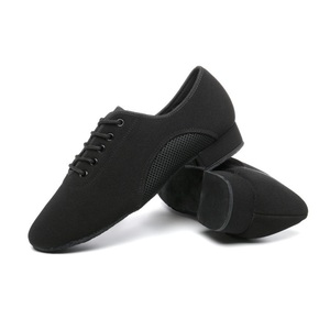 <span class=keywords><strong>Scarpe</strong></span> <span class=keywords><strong>da</strong></span> <span class=keywords><strong>ballo</strong></span> moderne Oxford <span class=keywords><strong>da</strong></span> uomo con suola scamosciata a <span class=keywords><strong>tacco</strong></span> <span class=keywords><strong>basso</strong></span> - Product Image 1