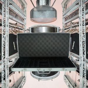 ערכת פוקר 750 צ'יפים ריקים, מארז נשיאה ידני, דגם KL-750ALBOX, אביזרי קזינו מאלומיניום עמיד של Bluetown, ציוד לטקסס הולדם - Product Image 3