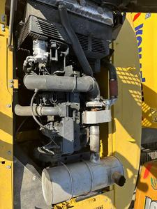 Excavadora sobre orugas Komatsu PC300 usada, peso operativo de 30 toneladas con motor, caja de cambios y engranajes a la venta a bajo precio - Product Image 4