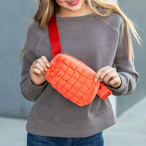 Tas sabuk Puffer untuk wanita, tas pinggang olahraga untuk lari, tas pinggang ritsleting berlapis - Product Image 1