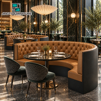 Ensemble de sièges de restaurant personnalisables, banquette incurvée capitonnée en cuir camel, table à manger en marbre, chaises en velours, fabricant OEM ODM Chine