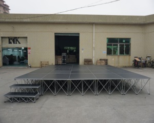 เวทีไฟส่องสว่างแบบพกพาแบบโมดูลาร์ เวทีพับได้สำหรับงานกลางแจ้งและในร่ม - Product Image 4