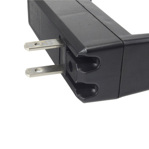 Chargeur de batterie 18650 à fente unique Luomen avec indicateur lumineux pour batteries au lithium de bureau - Product Image 4