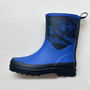 Botas de Lluvia Antideslizantes de Goma para Niños, Productos para la Temporada de Lluvia, Botas de Silicona Modernas y Sencillas para Niños, Calzado Infantil para Jardín - Product Image 2