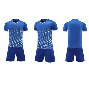 Camisetas de Fútbol Personalizadas con Logotipos para Hombre, 100% Poliéster, Transpirables, de Secado Rápido, Cuello en V, Mangas Cortas, Tejido Elástico, OEM - Product Image 2