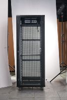 SYNSTRO 32U Armoire de serveur 19 pouces pour centre de données, armoire réseau sur pied 600*600*1600mm en acier laminé à froid SPCC, stock OEM ODM