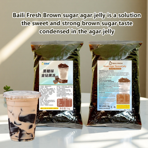 Geléia de Café Fresca Baili Servida com Chantilly - Product Image 3