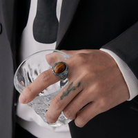 Bague signet pour homme en argent vintage rétro plaqué or, pierre ovale en lapis-lazuli et œil de tigre, prête à être expédiée en gros