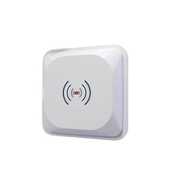 Lector RFID UHF Fijo de Doble Protocolo ISO18000-6B/6C de 902-928 MHz con Potencia Ajustable de 0-33 DBI, Distancia de Lectura de 0-10 m y Distancia de Escritura de 0-5 m