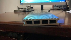 PVC <span class=keywords><strong>WPC</strong></span> cột vuông sàn trang trí nho trellis đùn khuôn - Product Image 4