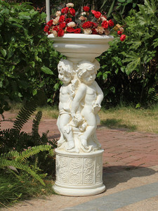 Vaso da Fiori Vintage Minimalista per Balcone, Decorazione da Esterno per Cortile, Grande Vaso a Piedistallo, Scultura Ornamentale per Matrimoni - Product Image 3