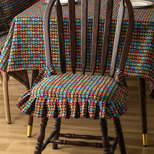 Cojín de Asiento en Forma de Herradura Personalizado Hecho en China, Espuma Viscoelástica Antideslizante, Borde con Volantes Tejidos en Jacquard - Product Image 6