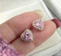 Ensemble de bijoux de luxe en argent 925 hypoallergénique plaqué or rose avec anneau en forme de cœur rose serti de zirconiums cubiques, boucles d'oreilles et collier