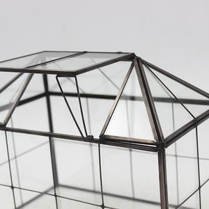 Günstige Preis China Fabrik Schwarz Haus Form Geometrische Glas und Messing <span class=keywords><strong>Terrarium</strong></span> für Succullent Pflanzen Großhandel - Product Image 1