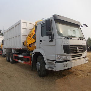 Camion benne pliable Sinotruk 6x4 pour chantier et exploitation minière avec grue - Product Image 2