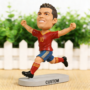 Nuova Statuetta Personalizzata 2026 in Resina Ecologica per Cruscotto, Personaggi Famosi Bobble Head Calciatori Dipinta a Mano Colore Personalizzato - Product Image 3