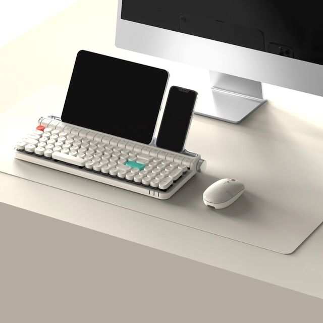 B705 Wireless Mechanical Keyboard for Desk ACTTO Dual Mode BT Detachable USB Wired Private Mold ABS Patent Design CE RoHS FCC KC
