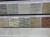 Carrelage mural de salle de bain en travertin beige sur mesure, mosaïque de pierre naturelle, carrelage cannelé de qualité supérieure pour la décoration
