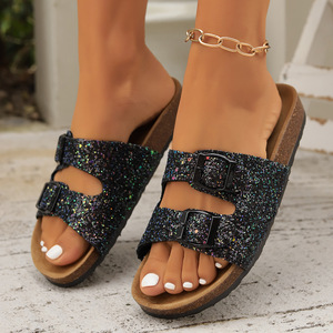 Sandalias de verano 2026 con lentejuelas brillantes, estilo familiar, con doble hebilla, planas y fáciles de poner, para niños y mujeres. - Product Image 2