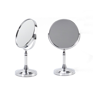 15 idées de miroirs élégants pour les salles de bains à