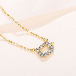 Collana con Ciondolo dal Design Traforato per Donne - Product Image 5