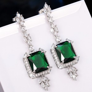 Orecchini Pendenti Verde Smeraldo per Donne, Semplici Orecchini a Goccia Vintage alla Moda per Uso Quotidiano - Product Image 3