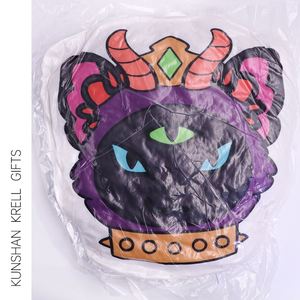Cojín Personalizado con Diseño de Anime, Forma Irregular, Cojín Decorativo Impreso - Product Image 3