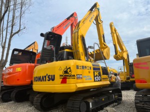 Komatsu รถขุดตีนตะขาบมือสองสำหรับ PC130-7 13ตันของญี่ปุ่นพีซีมือสอง130 13ตันรถขุด - Product Image 5