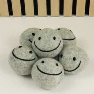 Handmade Simple Colorful Eco-Friendly 100% Wool Felt Exercise Ball <b>Toys</b> <b>for</b> <b>Cats</b> & Dogs - Product Image 3