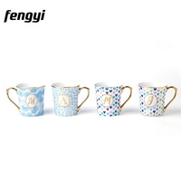 Tasses personnalisées en céramique florale bleue faites à la main avec poignée en or tasse à café pour maman