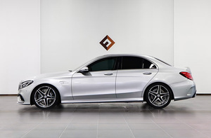 <span class=keywords><strong>Mercedes</strong></span>-Benz AMG C63 4.0T 476HP V8 Biturbo <span class=keywords><strong>Coupé</strong></span> <span class=keywords><strong>Sport</strong></span> Berline Classique LHD Biturbo <span class=keywords><strong>Sport</strong></span> Saloon d'<span class=keywords><strong>occasion</strong></span> de luxe 2017 - Product Image 5