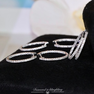 Pendientes de Aro Huggie de Oro Blanco de 18K con Diamantes Naturales de 0.60ct, Corte Brillante Redondo, Estilo Clásico para Uso Diario, 14.5mm, para Mujer, Marca Xinfy - Product Image 6