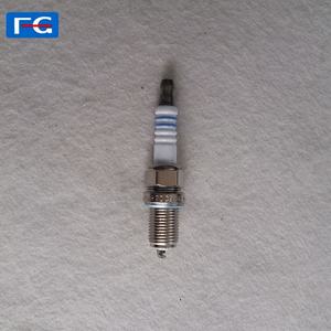 Bougie d'allumage automatique de pièces de <span class=keywords><strong>voiture</strong></span> de France FR7DC + 8 YR78X bougie d'allumage automatique pour des pièces de bougie d'allumage de moteur de <span class=keywords><strong>voiture</strong></span> - Product Image 4