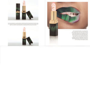 Bálsamo labial tintado con efecto de decoloración de color, enriquecido con aceite de jojoba suave para el cuidado de los labios - Product Image 4